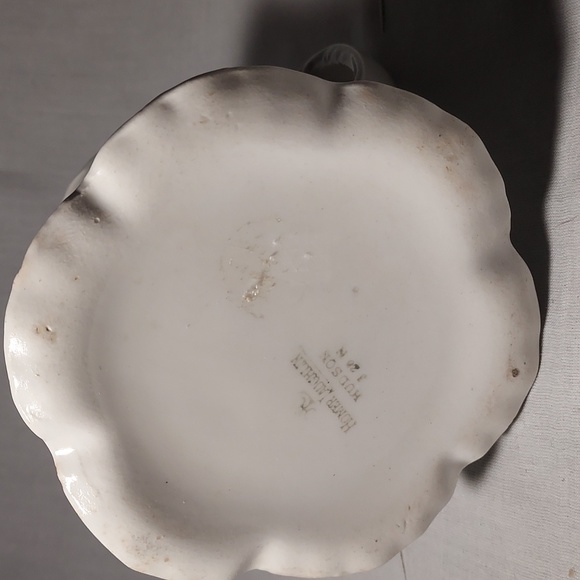 Vintage  1900s Hudson Creamer by Homer Laughlin - Picture 9 of 11